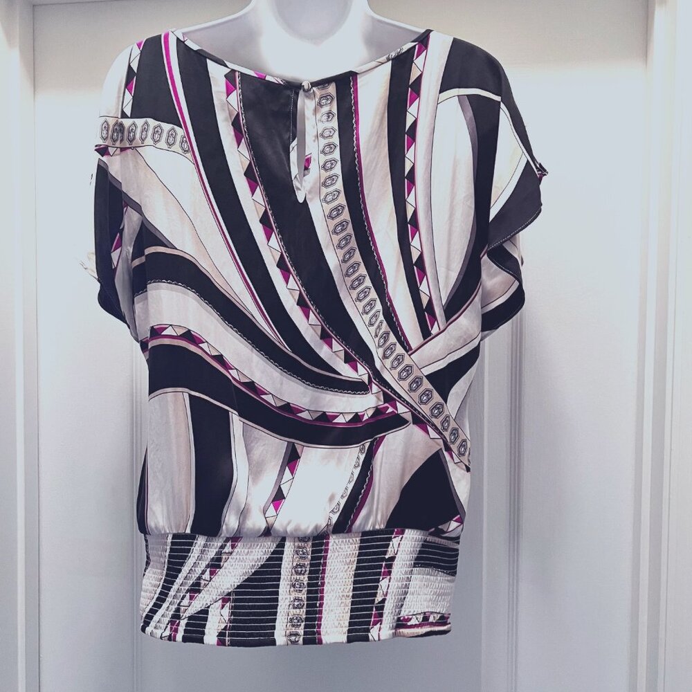 White House Black Market Silk Stretch Fitted Waist Cut Out Shoulder-Small-Short - Picture 8 of 15